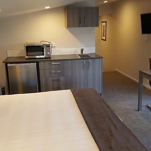 Studio King Apartment